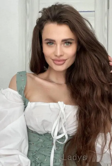 Izabella, 22 years beautiful nude Lviv escorts girl, height 165 sm, Weight 50 kg