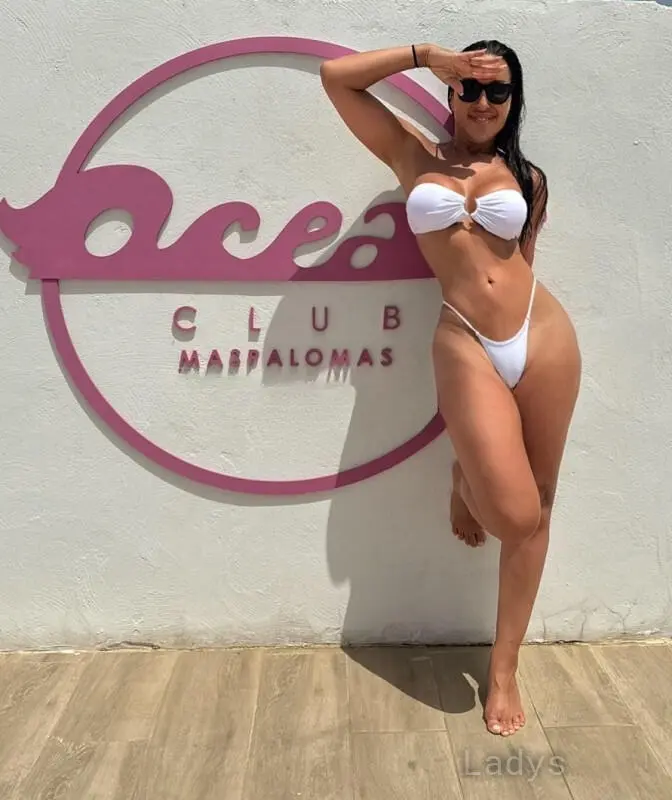 ALBA SPAIN, 38 years beautiful nude Lyon escorts girl, height 173 sm, Weight 69 kg