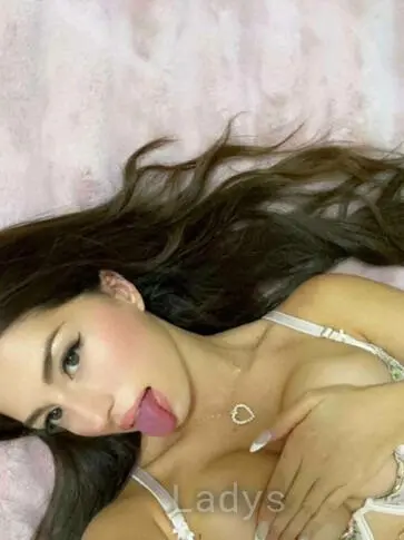 Anny, 21 years beautiful nude Lyon escorts girl, height 166 sm, Weight 57 kg