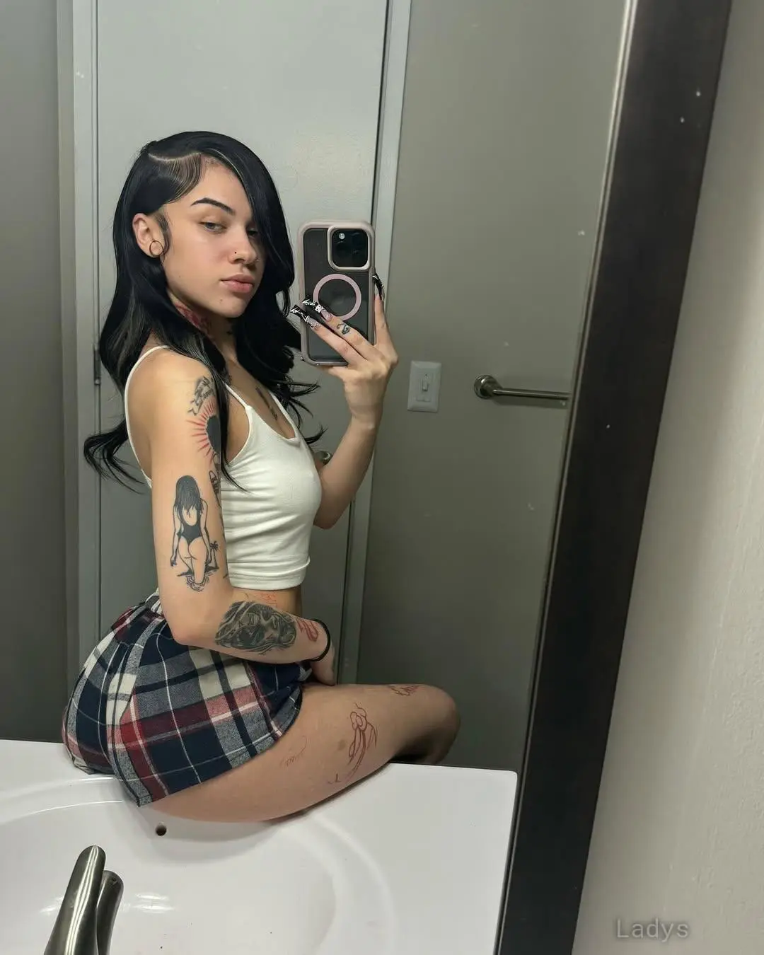 Kayla, 30 years hot nedes Macon rscorts girl, height 169 sm, Weight 64 kg