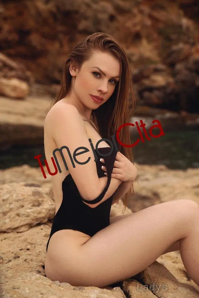 Lola, 20 years old Madrid escort girl with big tits, height 168 sm, Weight  kg