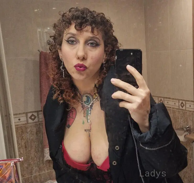 Florecienta, 37 years beautiful nude Madrid escorts girl, height 165 sm, Weight 60 kg
