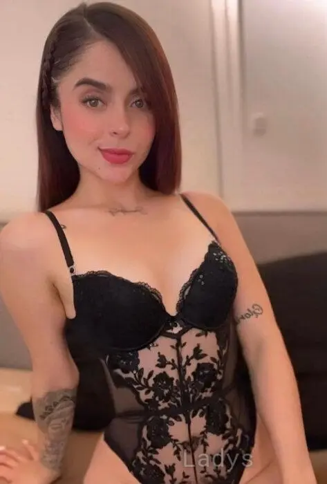 Luna, 19 years beautiful nude Madrid escorts girl, height 150 sm, Weight 46 kg