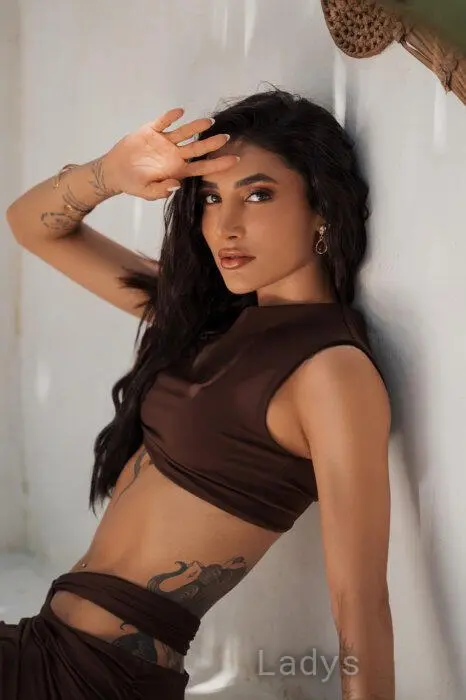 Melissa, 23 years beautiful nude Madrid escorts girl, height 163 sm, Weight 53 kg