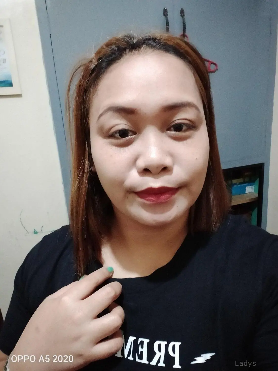 Lianne Perez, 29 years old Makati escort girl with big tits, height 160 sm, Weight  kg
