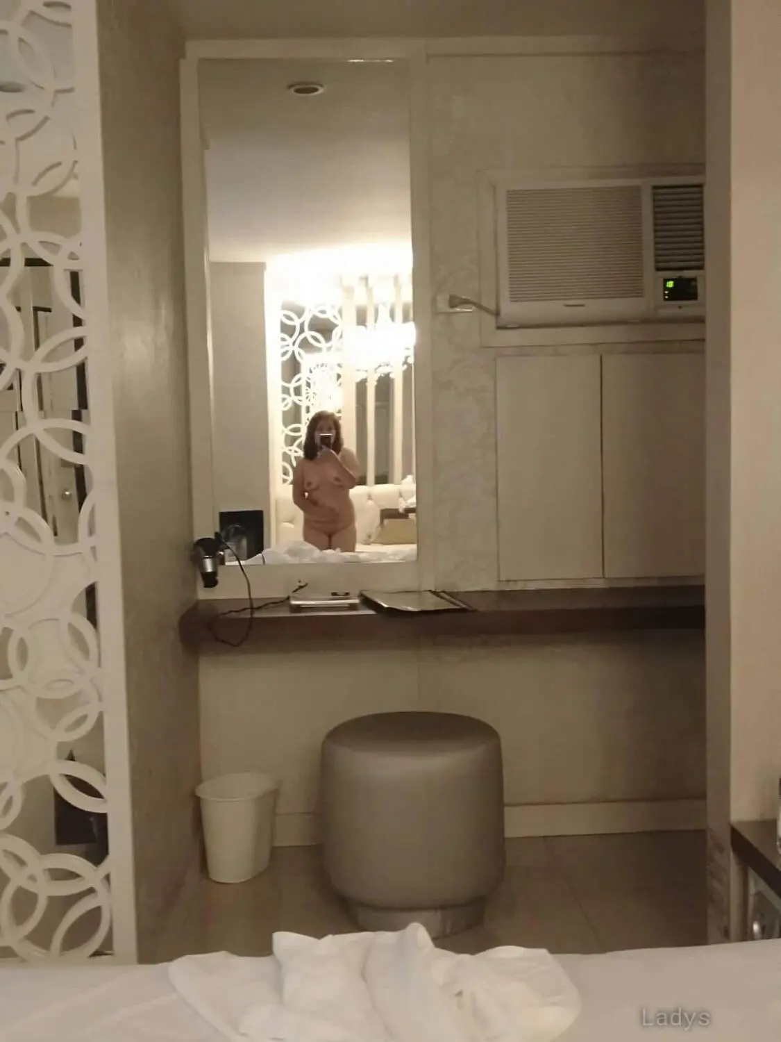 Anne, 29 years beautiful nude Makati escorts girl, height  sm, Weight  kg