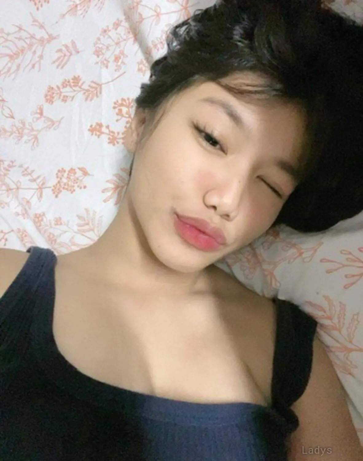 Cream, 25 years beautiful nude Maldives escorts girl, height  sm, Weight  kg