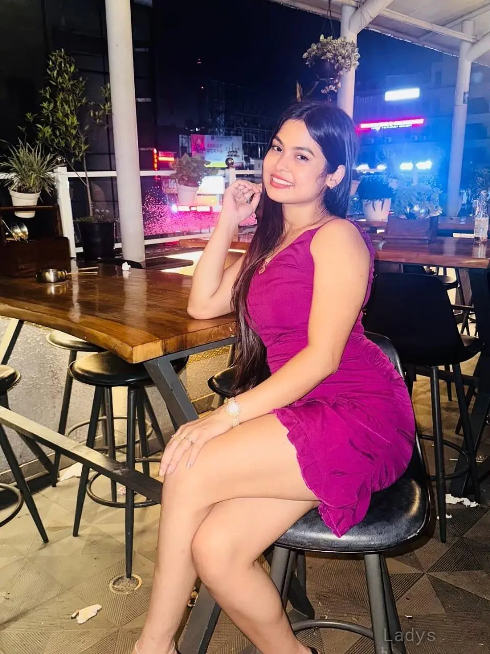 Kritika, 23 years old Manali escort girl with big tits, height 153 sm, Weight kg
