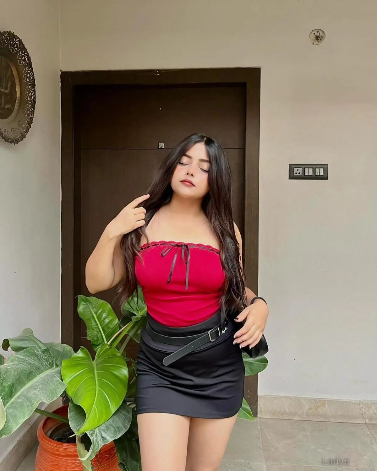 Sakshi, 23 years old Manali escort girl with big tits, height 154 sm, Weight kg