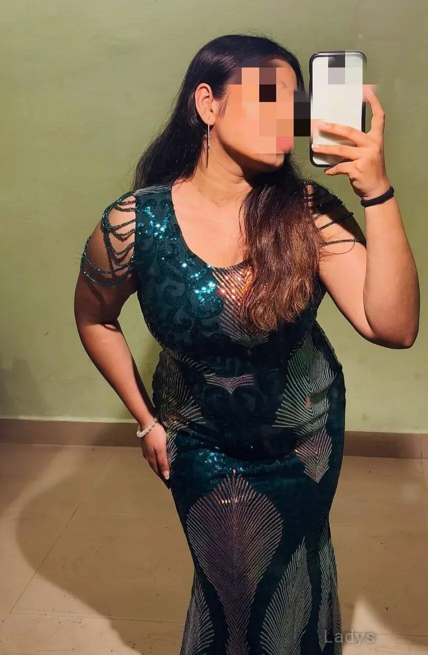 Collins, 29 years beautiful nude Manali escorts girl, height 165 sm, Weight kg