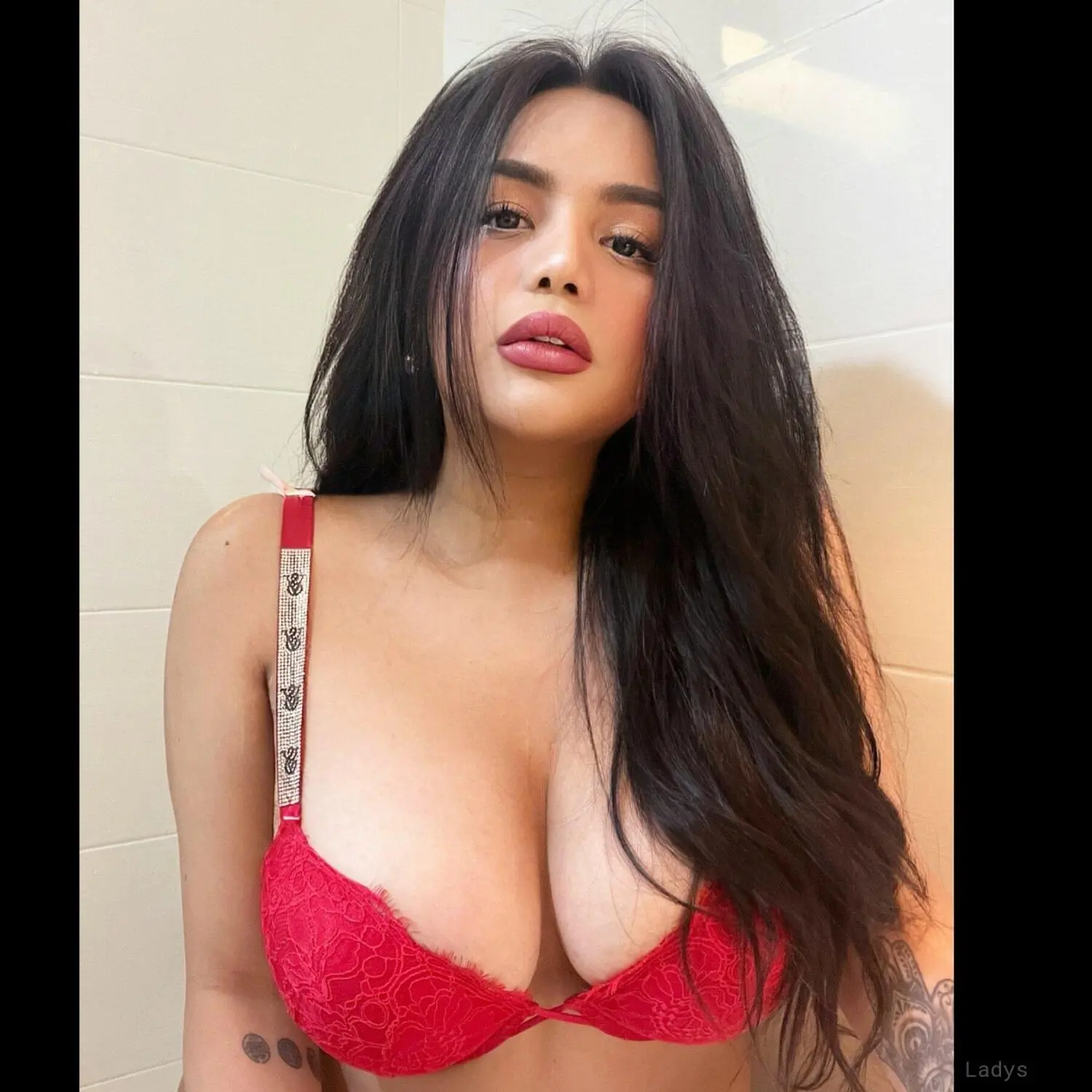 Neha, years beautiful nude Manali escorts girl, height sm, Weight kg