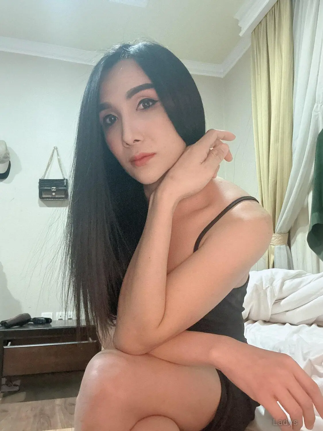 Amina, 26 years old Manama escort girl with big tits, height 170 sm, Weight kg