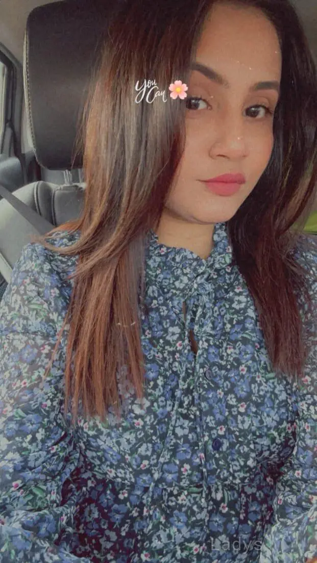Ayesha, 23 years old Manama escort girl with big tits, height 168 sm, Weight  kg