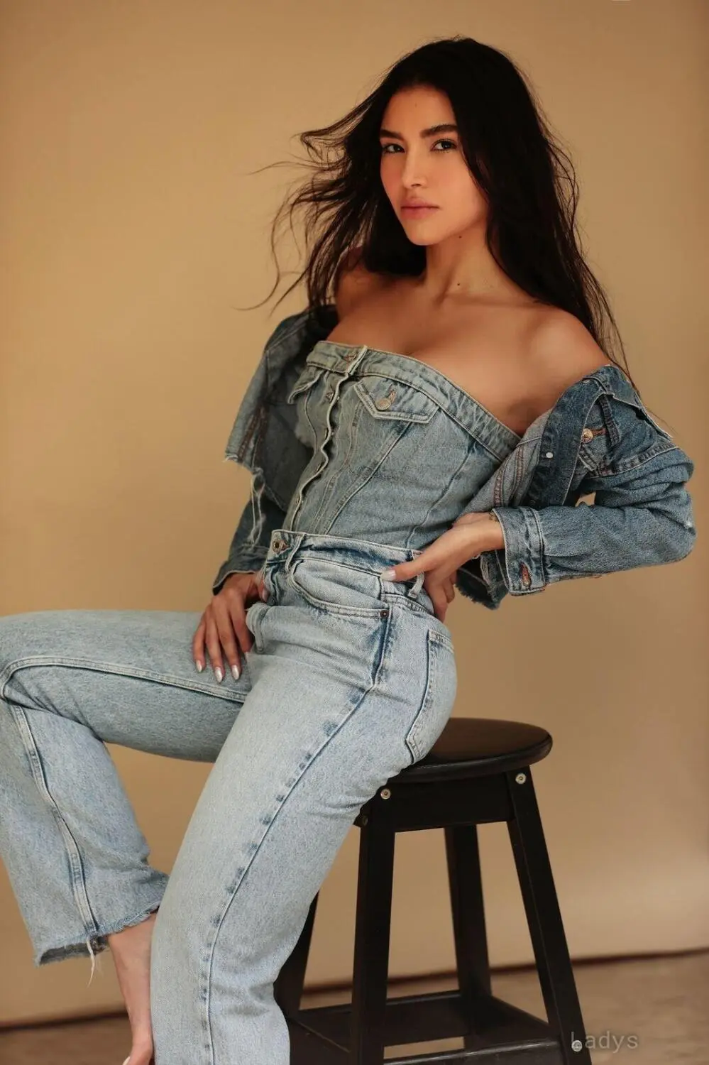 Bella, 25 years old Manama escort girl with big tits, height 166 sm, Weight  kg