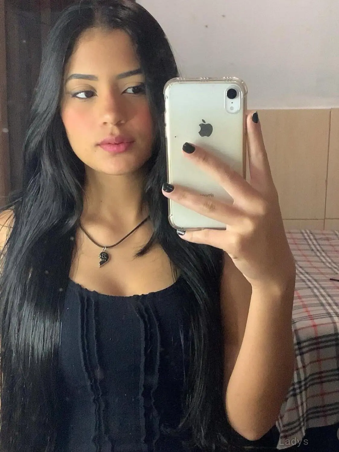 Mahi, 24 years old Manama escort girl with big tits, height 165 sm, Weight kg