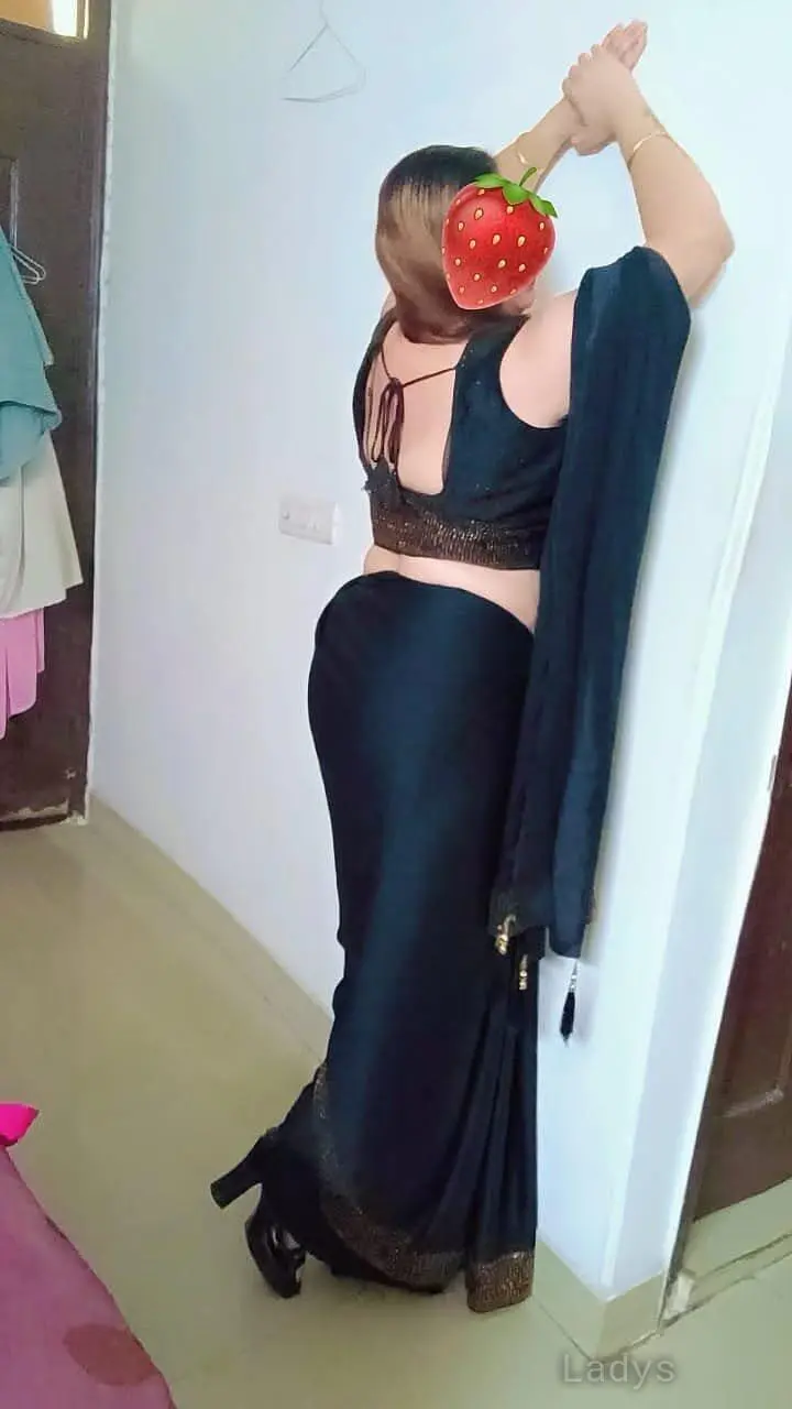 Malayali, 25 years old Manama escort girl with big tits, height sm, Weight kg
