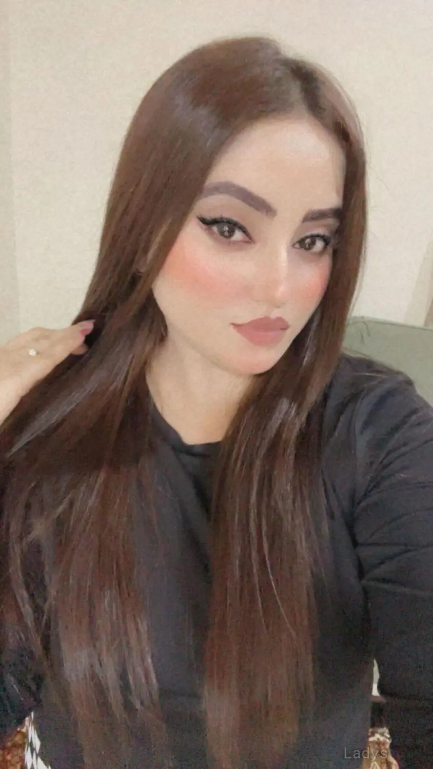Preeti, 23 years old Manama escort girl with big tits, height 168 sm, Weight  kg