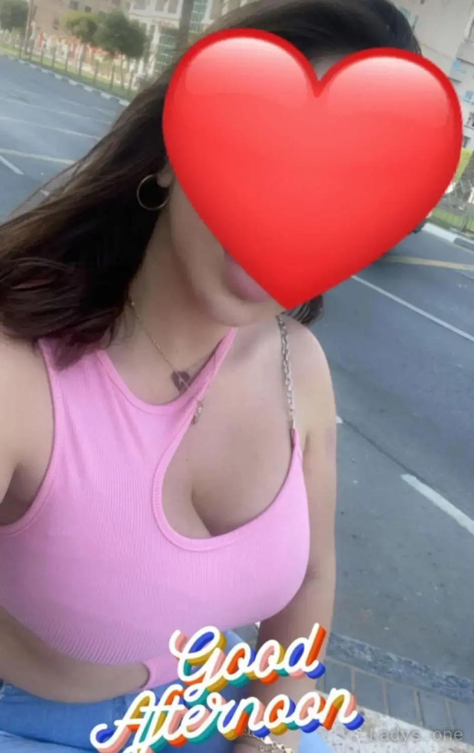 Arab Mistress Queen Big Boobs 3some, 22 years beautiful nude Manama escorts girl, height 170 sm, Weight 66 kg
