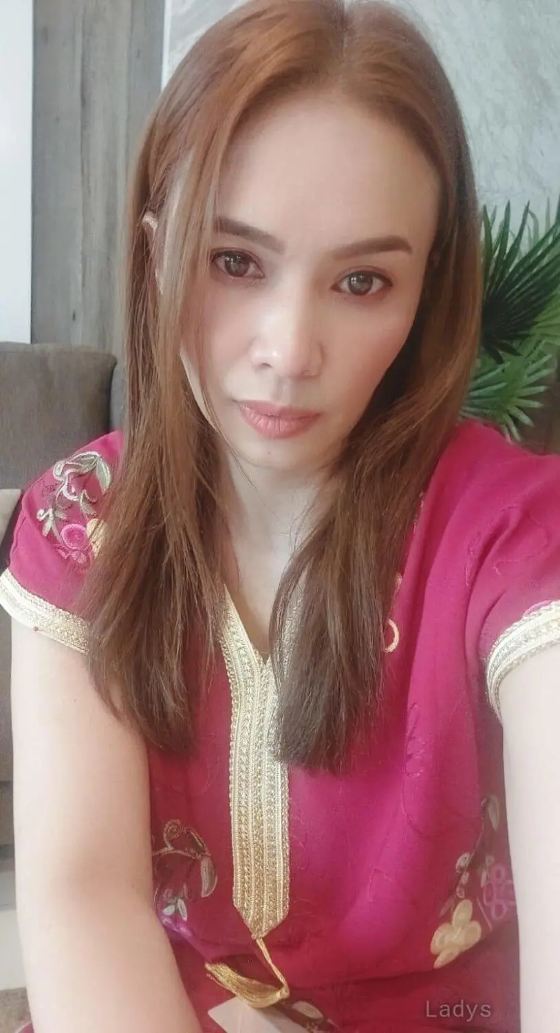 Available service, 25 years beautiful nude Manama escorts girl, height 160 sm, Weight kg