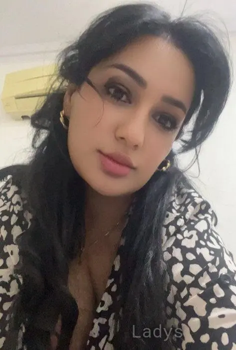 Jamila, 31 years beautiful nude Manama escorts girl, height 167 sm, Weight 56 kg