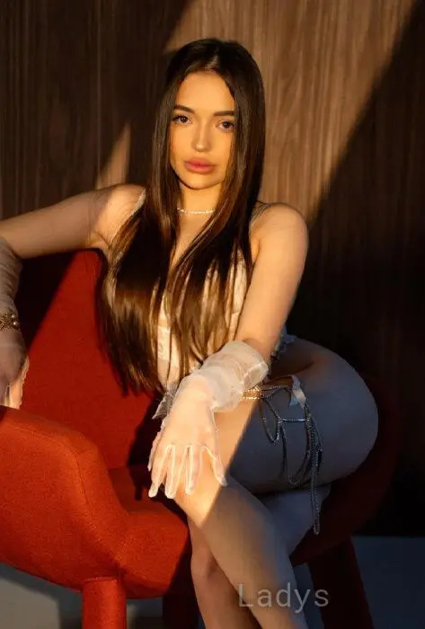 Maria, 22 years beautiful nude Manama escorts girl, height 162 sm, Weight 48 kg