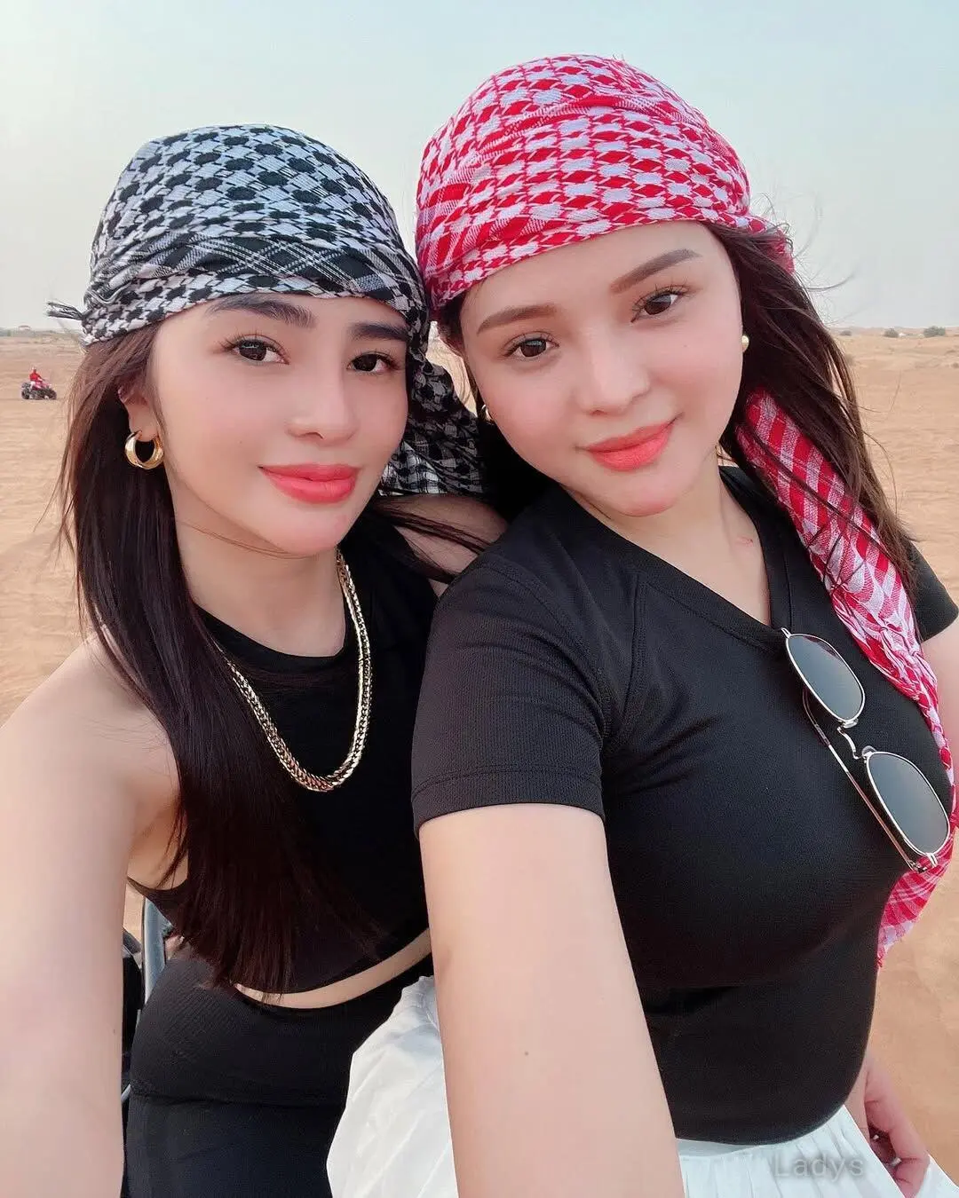 Melina and Sakura, 25 years beautiful nude Manama escorts girl, height  sm, Weight  kg