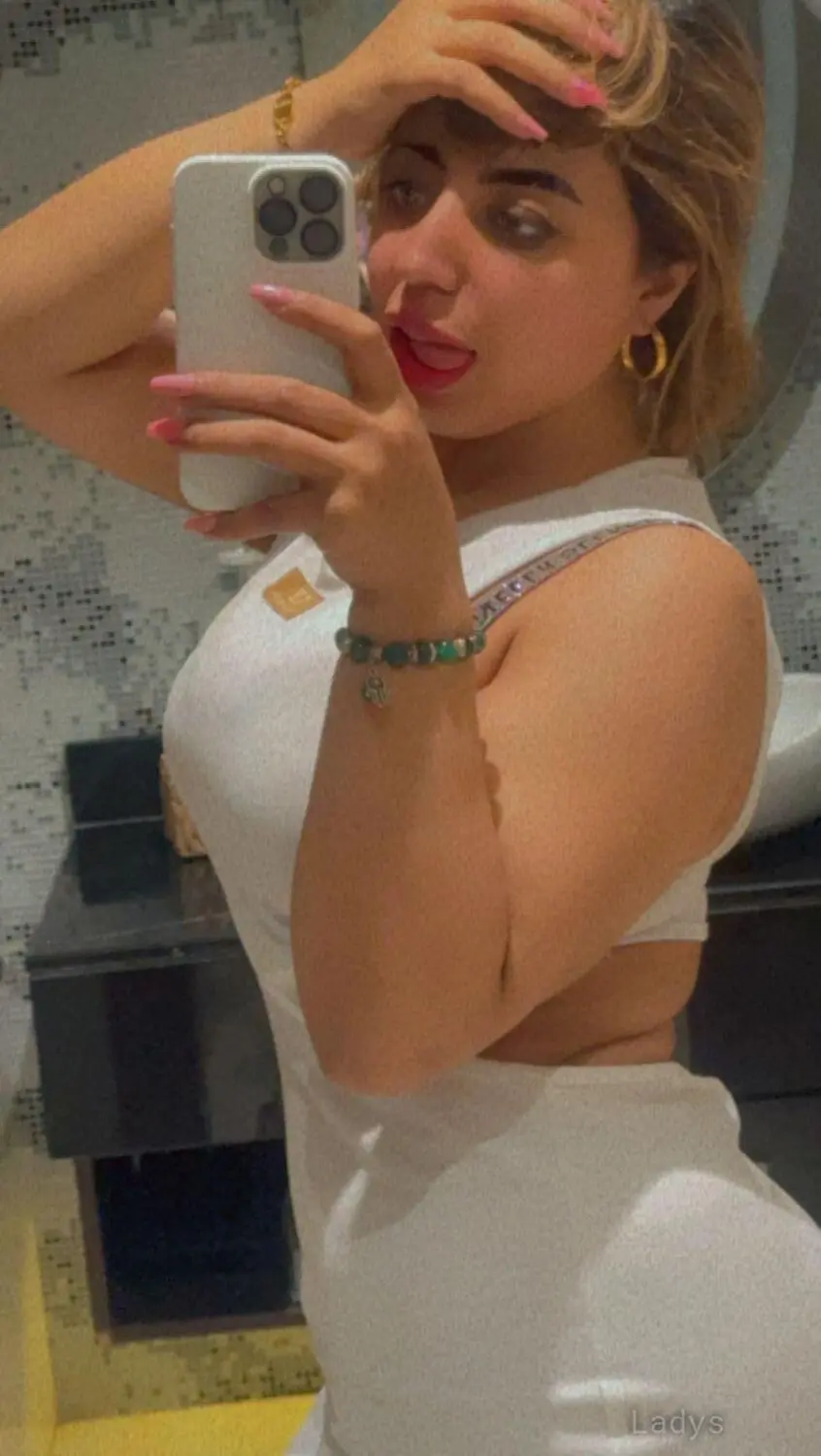 Nana, 25 years beautiful nude Manama escorts girl, height 162 sm, Weight  kg