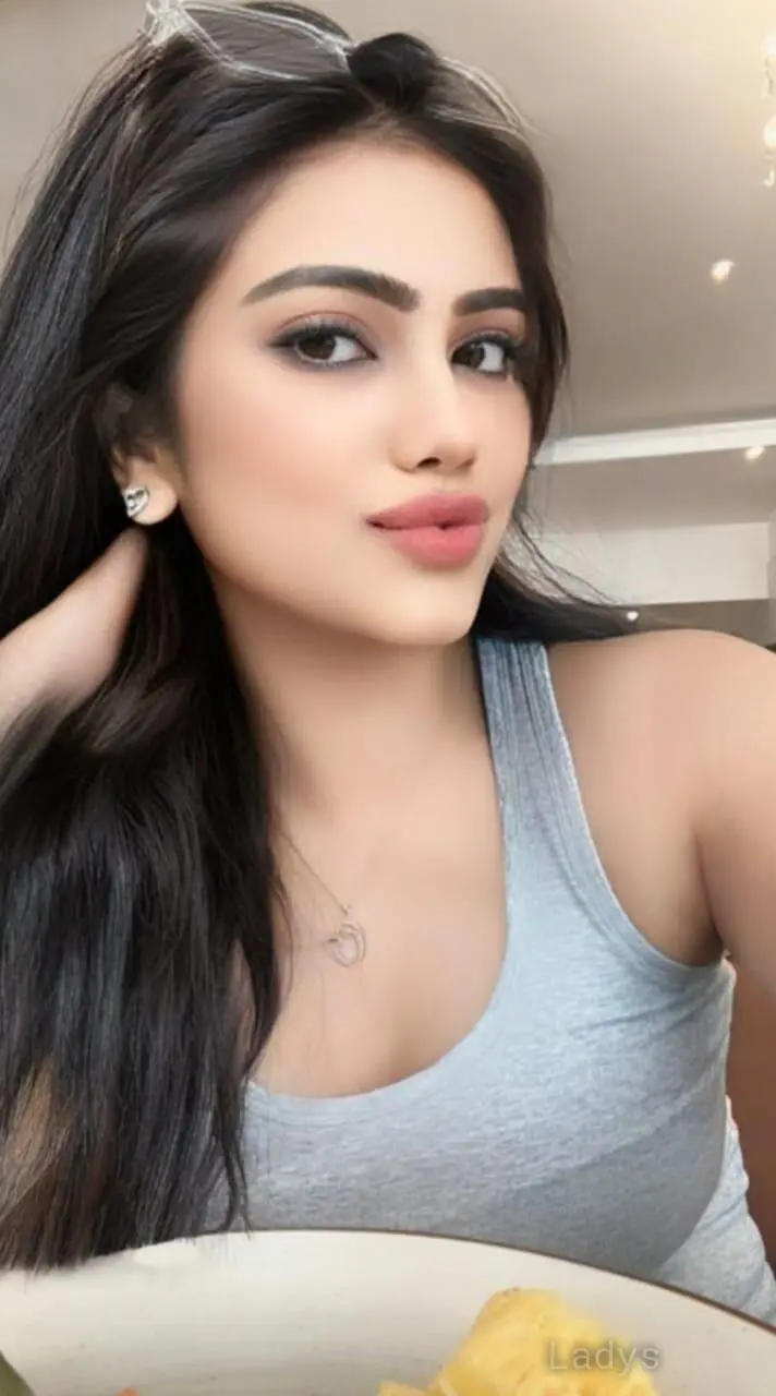 Pihu, 25 years beautiful nude Manama escorts girl, height 165 sm, Weight kg