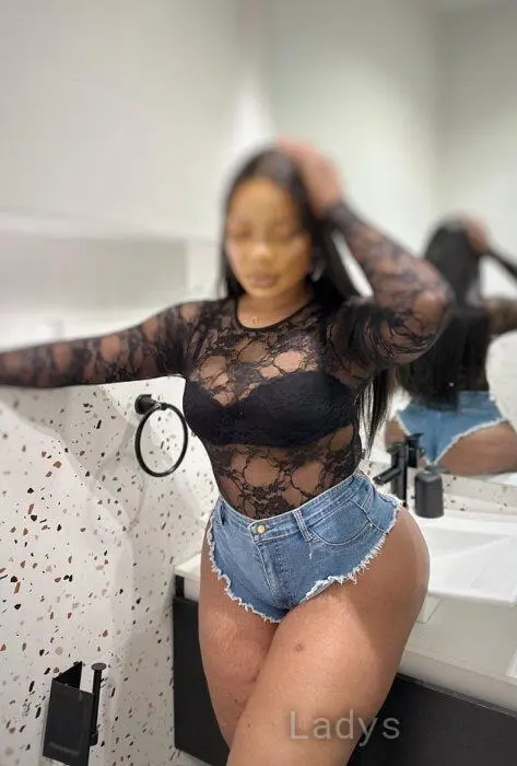 Maggy, 21 years beautiful nude Manchester escorts girl, height 162 sm, Weight 58 kg