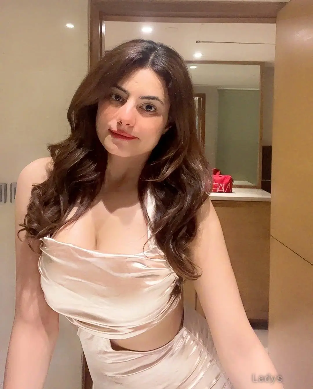 Drishti, 23 years beautiful nude Mangalore escorts girl, height 154 sm, Weight  kg
