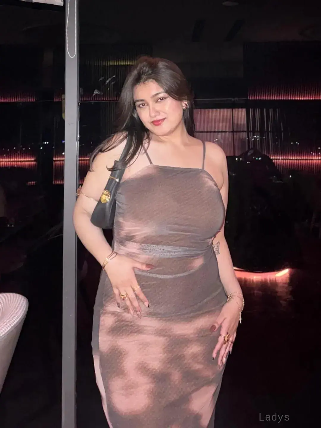 Mahi, 21 years beautiful nude Mangalore escorts girl, height 150 sm, Weight kg