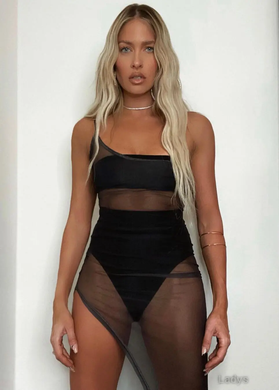 Barbara Jean Blank, 39 years old Manhattan escort girl with big tits, height 164 sm, Weight 49 kg