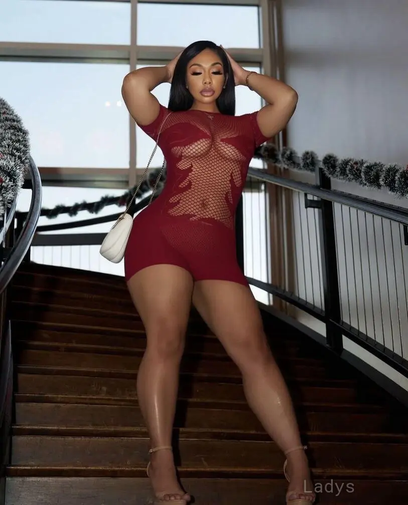 Lauren, 28 years old Manhattan escort girl with big tits, height 159 sm, Weight 74 kg