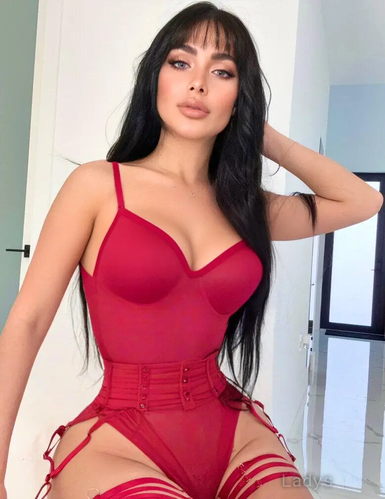 Alexa, 23 years beautiful nude Manhattan escorts girl, height 162 sm, Weight 61 kg