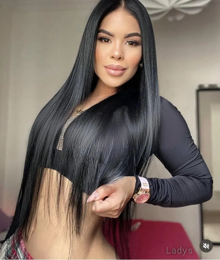 Ivy, 25 years beautiful nude Manhattan escorts girl, height 163 sm, Weight 54 kg