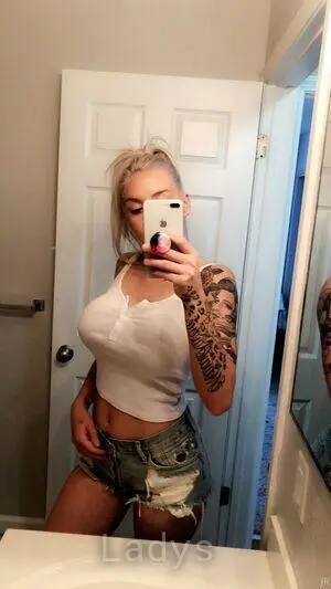 Jordan Rayne, 27 years beautiful nude Manhattan escorts girl, height 151 sm, Weight 51 kg