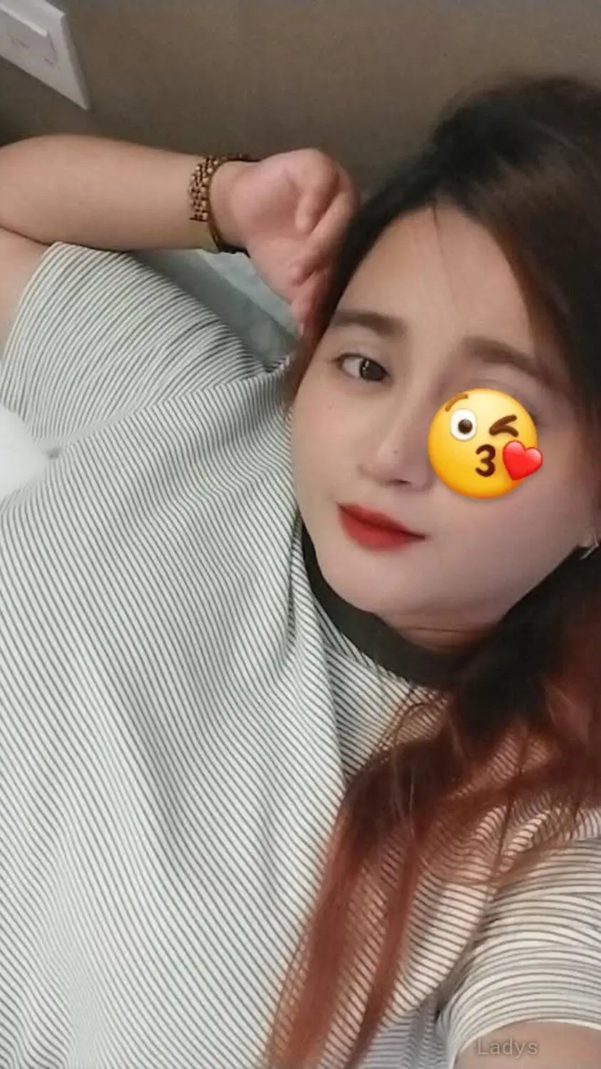 Klaiza, 27 years asian escorts girl, height  sm, Weight  kg, Manila eacort