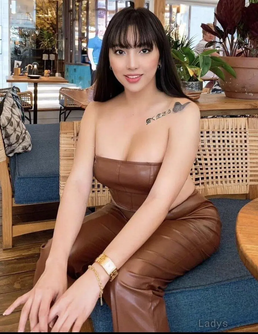 Amara, 24 years old Manila escort girl with big tits, height  sm, Weight  kg