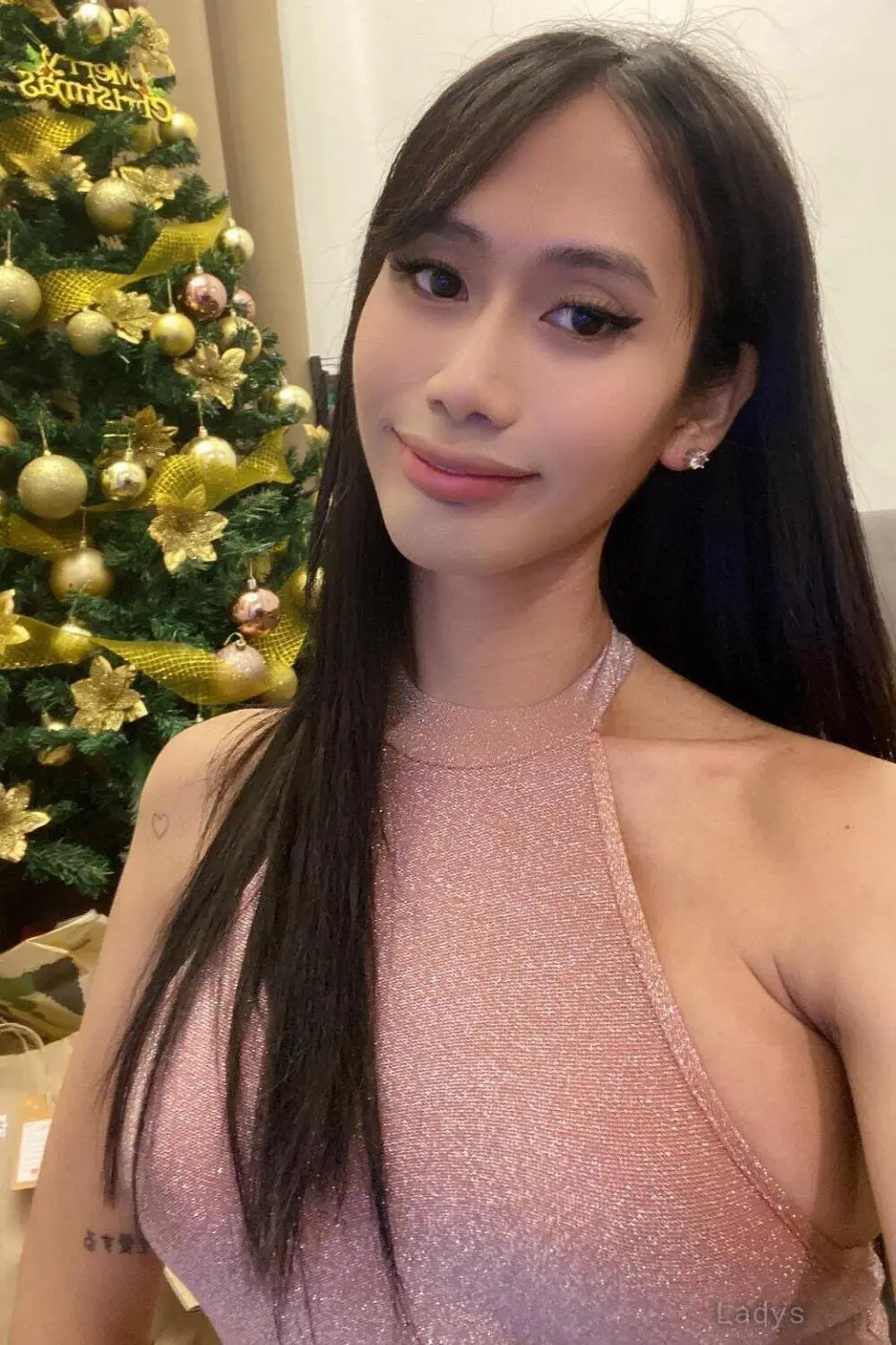 Celeste, 23 years old Manila escort girl with big tits, height 165 sm, Weight kg