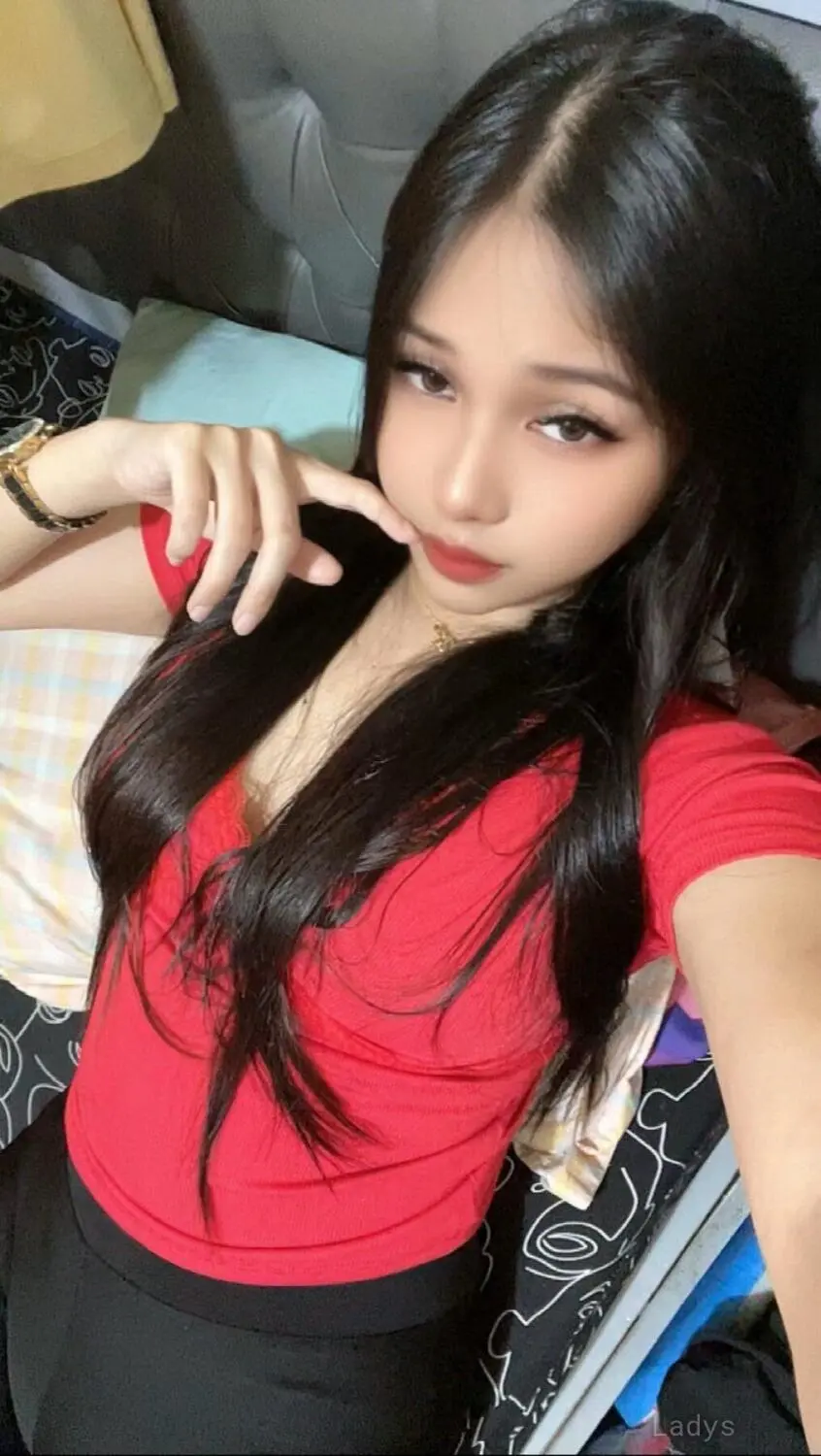 Kendra, 22 years old Manila escort girl with big tits, height 173 sm, Weight  kg