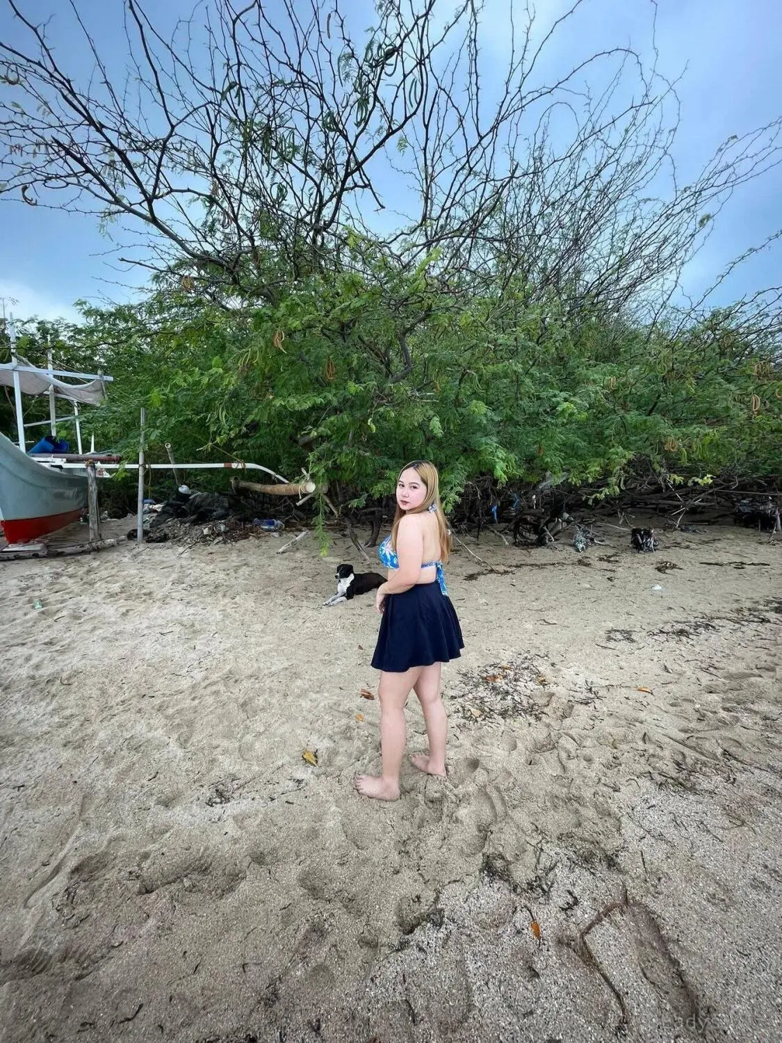 Shaira, 21 years old Manila escort girl with big tits, height 152 sm, Weight  kg