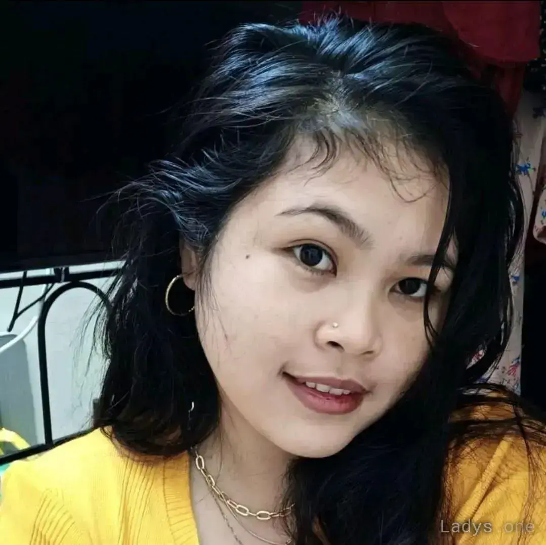 Aaliyah, 28 years beautiful nude Manila escorts girl, height 163 sm, Weight  kg