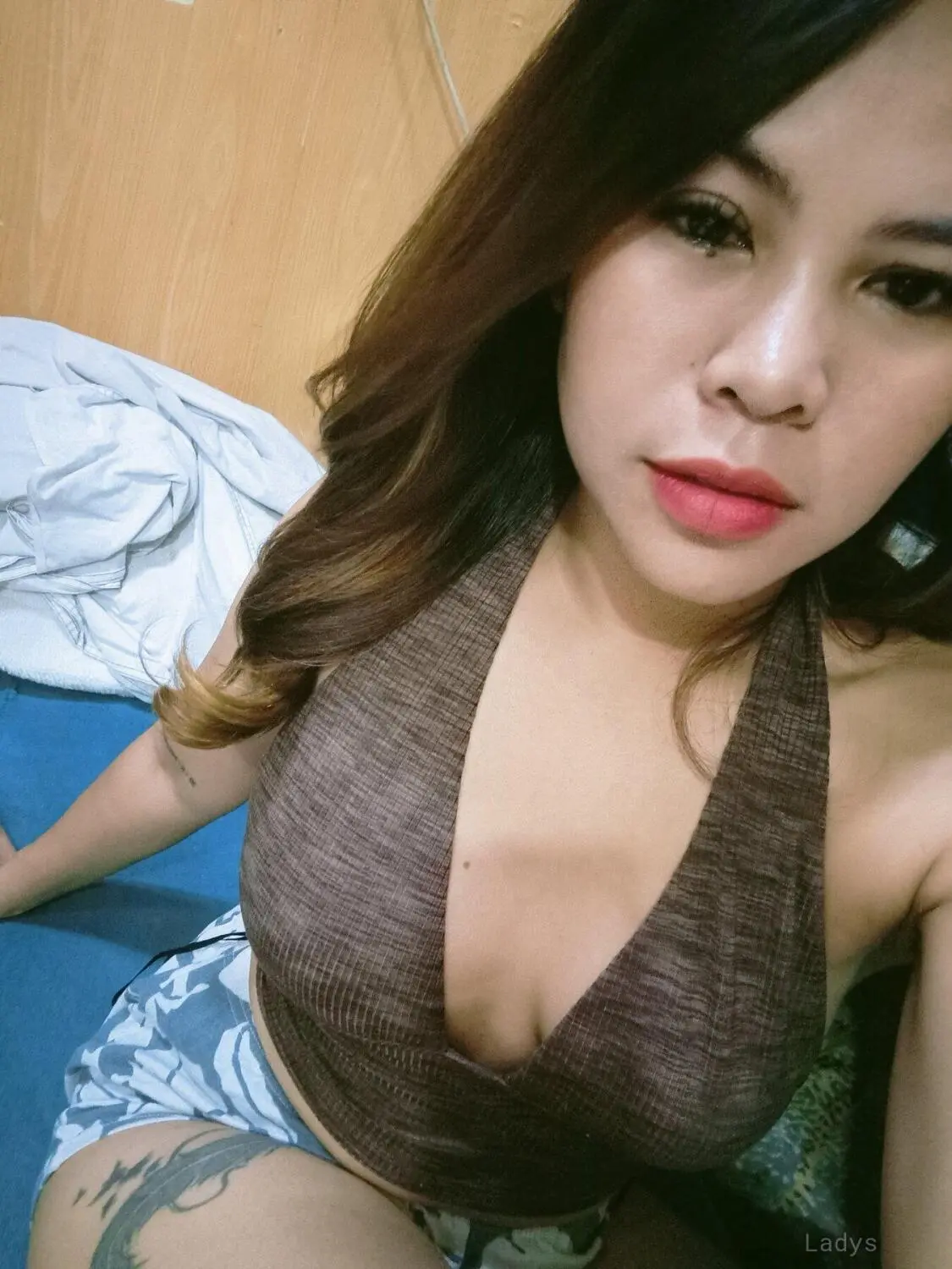 Aaliyah, 20 years beautiful nude Manila escorts girl, height 157 sm, Weight  kg