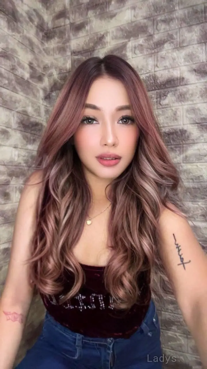 Christine, 22 years beautiful nude Manila escorts girl, height 158 sm, Weight  kg