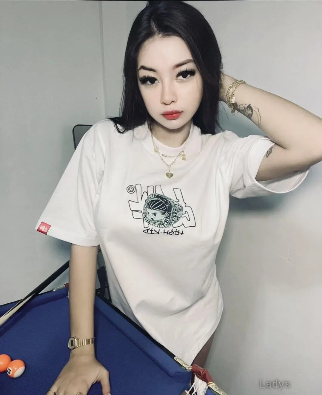 Cyssie, 21 years beautiful nude Manila escorts girl, height 168 sm, Weight  kg