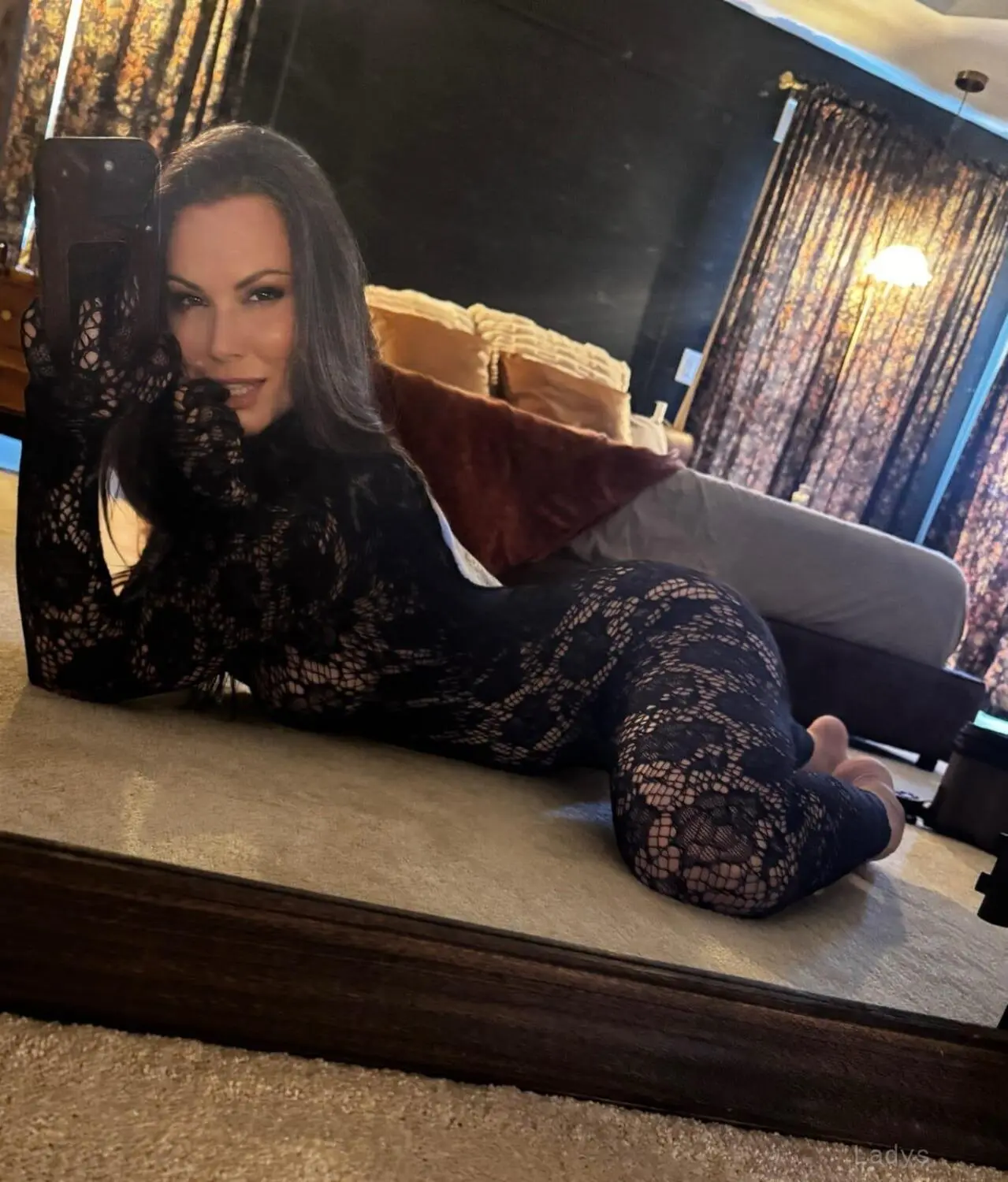 Lara FRIEDEN, 26 years beautiful nude Mannheim escorts girl, height 171 sm, Weight 61 kg