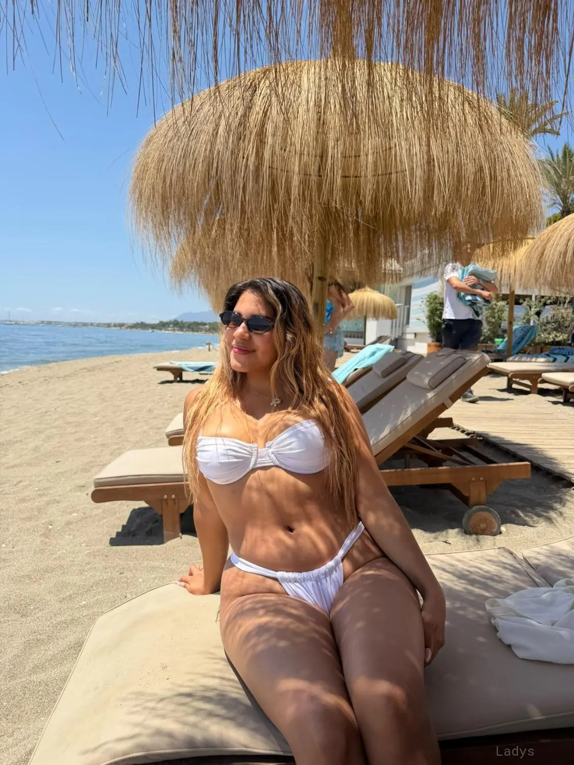 Pauline, 21 years beautiful nude Marbella escorts girl, height 160 sm, Weight 57 kg