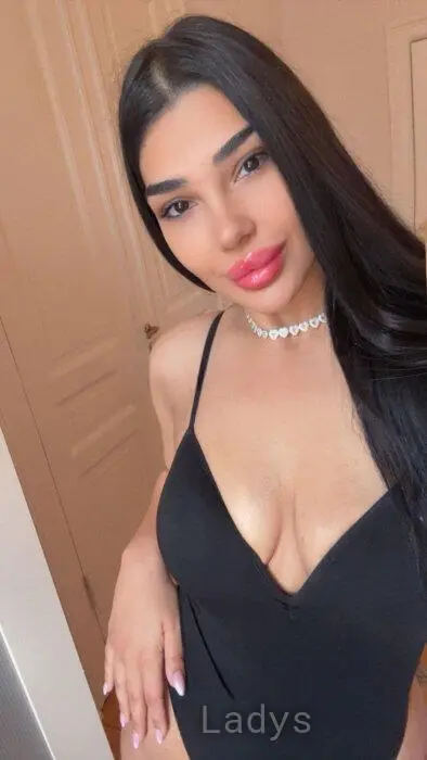 Sofia, 24 years old Maribor escort girl with big tits, height 168 sm, Weight 65 kg