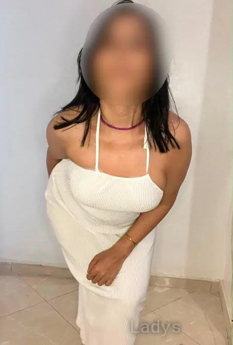 SOFIA, 30 years beautiful nude Marrakech escorts girl, height 166 sm, Weight 72 kg