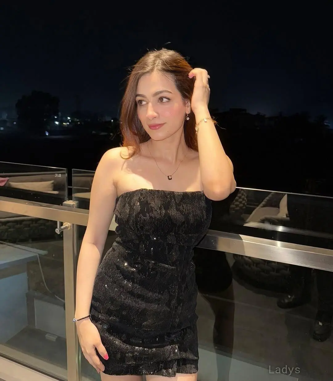Carla, 23 years beautiful nude Marseille escorts girl, height 164 sm, Weight kg